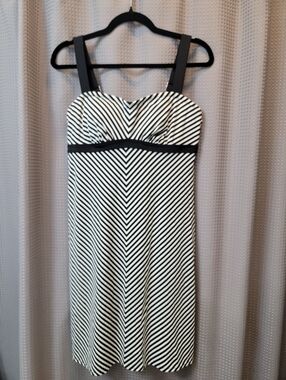 Athleta Swim Dress Size 36 B  / 36C